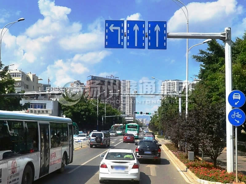 BZG-007，交通標(biāo)志桿，分道標(biāo)志桿